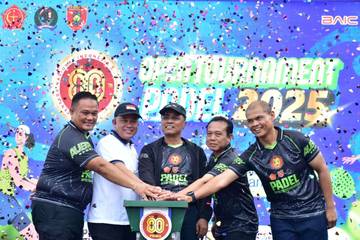 Danrem 091/ASN Resmikan Open Tournament Padel Panglima TNI