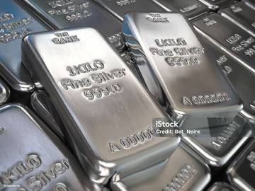 Peter Brandt, Waspadai Volatilitas Harga Perak di 2025