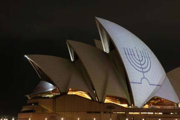 Aksi Simpatik Korban Penembakan Warnai Tahun Baru Sydney