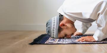 Shalat Sebagai Jalan Ketenangan Batin