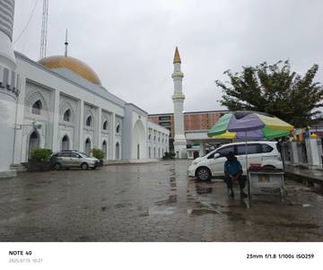 Masjid Raya Darussalam Samarinda Gelar Isra Mi’raj dan Haul, Hadirkan Tuan Guru Abror