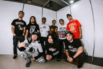 Vicky Mono Resmi Kembali ke Burgerkill