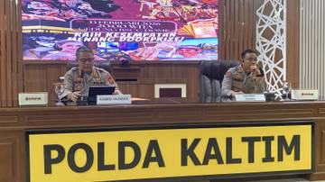 Polda Kaltim Gelar Wayang Kulit Semar Mbangun Kahyangan