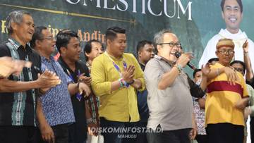 Umat Paroki Rayakan Tahbisan Imam Baru