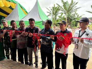  Peresmian BUMK dan Jembatan Perkuat Ekonomi Kampung