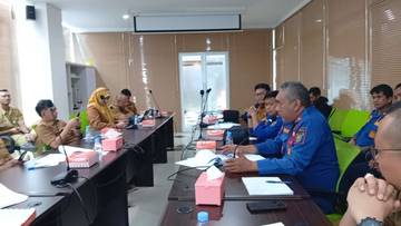 Damkar Samarinda Dukung Penanganan Kumuh lewat Pemasangan Hidran