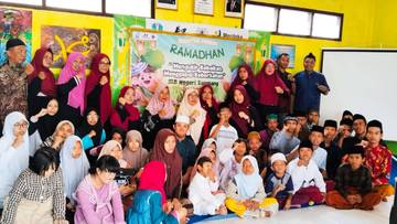 Pondok Ramadan SLB Sampang, Siswa Antusias Berinteraksi
