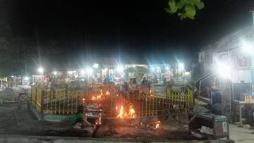 Fenomena Api Abadi, Wisata Unik yang Memukau di Pamekasan