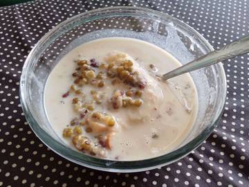 Bubur Kacang Hijau Legendaris Sampang, Sarapan Favorit Warga