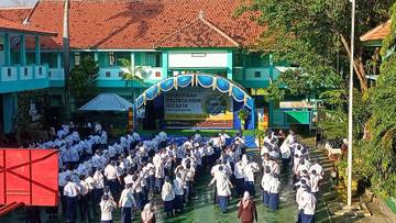 SMPN 1 Sampang Gelar Apel Pelepasan Siswa