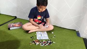 Mengembangkan Kreativitas Anak Melalui Bermain Lego
