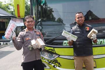 Empat Kendaraan Pengangkut Rokok Ilegal Diamankan Polisi