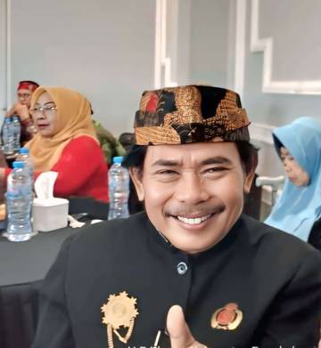 Adipati Mertosari dalam Puisi, Melawan Lupa Sejarah