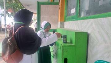 MIN Sampang Terapkan Smart ID Card untuk Absensi