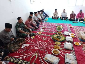 Sinergi Koramil dan Bhayangkari Wujudkan Dapur Sosial Burneh