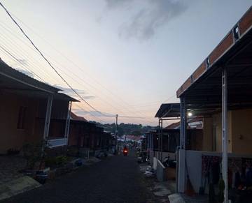 Mendekap Tempat Bernaung demi Keluarga Kecilku