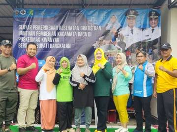 Masyarakat Bangkalan Manfaatkan Periksa Kesehatan dan Kacamata Gratis