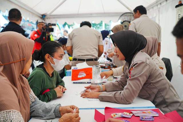 Kapolri Sapa Dan Berbaur Dengan Masyarakat Di CFD