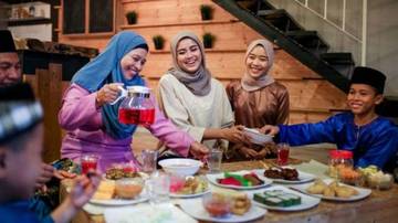 Agar Puasa Makin Lancar Berikut Cara Berbuka yang Sehat