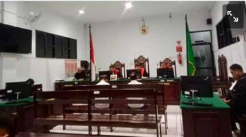 Korupsi ADD-DD Desa Wonrely , sekdes Dihukum 3,6 Tahun dan Bendahara 3 Tahun