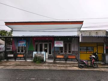 Warung Depot Rasa Saumlaki  Menawarkan Berbagai Varian  Jajanan   