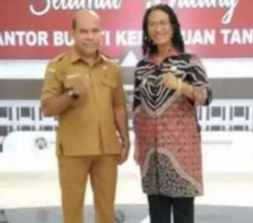  Wakil Bupati Kepulauan Tanimbar Lantik Penjabat Kadesa Lermatang.