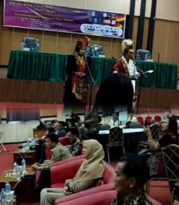  Di Tengah Gema Sastra Dunia Pentingnya Suara dariPinggiran.