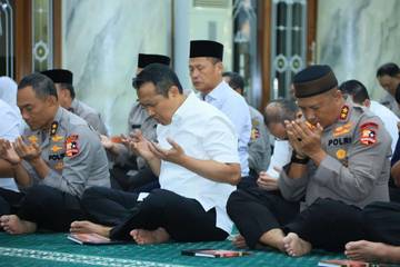 Mabes Polri Gelar Doa dan Zikir Bersama 