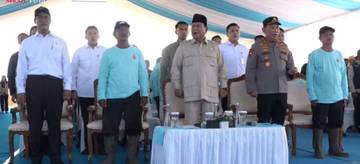 Kapolri Dampingi Presiden Pada Panen Raya Jagung
