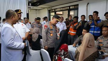 Polri Dan KSPSI Gelar Bakti Sosial