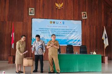 Ratuanak  buka  Diskusi Publik  Laut Biru 