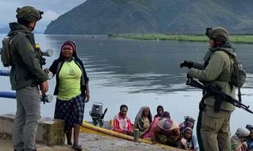 Satgas Ops Damai Cartenz, Patroli Di Pelabuhan Aikai