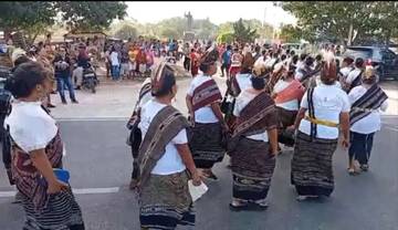 Tarian Tnabar Vaneva  Gemakan Pesan Budaya diSaumlaki  ‎