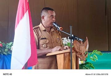Syal  Tanimbar Simbol Persaudaraan Untuk Sambut Kehadiran Tamu Baru   
