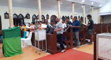 Kesiapan Koor Paroki St. Mathias Saumlaki Jelang perayaan Hari Kristus Raja semesta alam