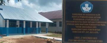 SMP Kristen 1Tanut Larat Resmikan 10 Gedung Akhir Pekan ‎