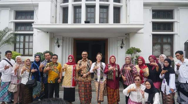 Kunjungi Museum Batik Pekalongan,Giring Ganesha Ajak Lestarikan Batik