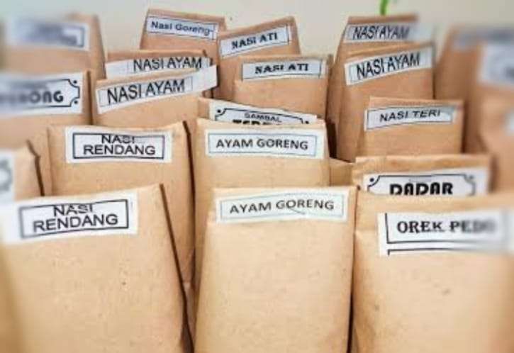 Apa Itu Nasi Kucing? - RRI.co.id