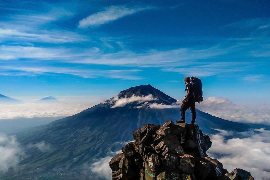 Tips Mendaki Gunung untuk Pemula: Persiapan Adalah Kunci