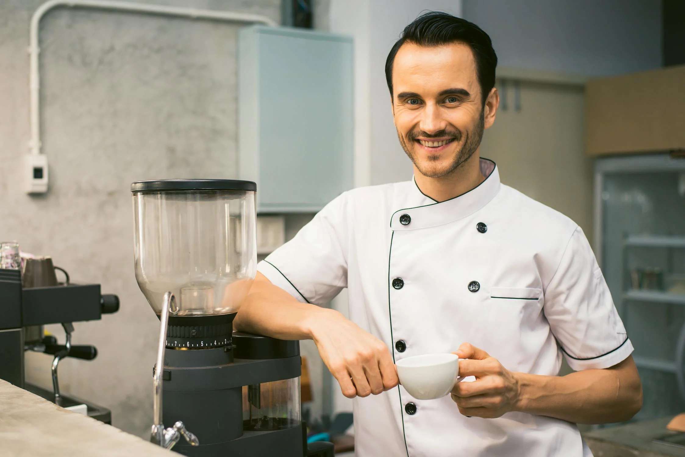 Mengapa Seragam Chef Selalu Berwarna Putih?