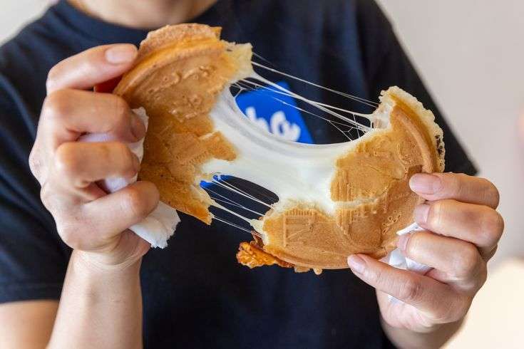 Mengenal Cheese Coin Pancake, Bikin Mood Naik!
