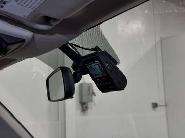 Dashcam Piranti Keamanan Tambahan Saat Berkendara