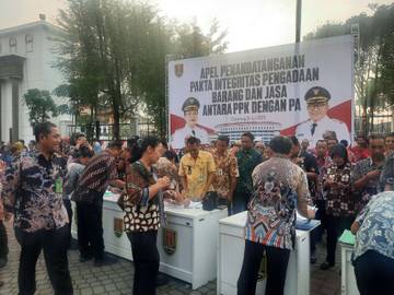 Pakta Integritas Pemkot Semarang Wujudkan Pemerintahan Bersih Transparan