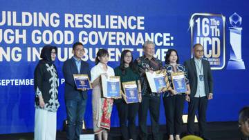 Moratelindo Raih Penghargaan Top Emiten Kapitalisasi Pasar Menengah