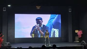 Noel Tampil Sederhana Namun Romantis
