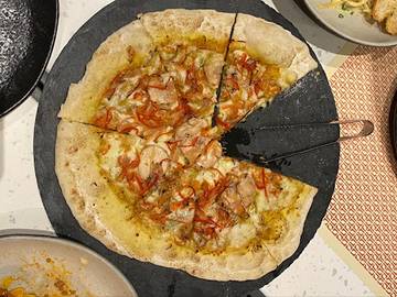 Pizza Sambal Matah : Kuliner Italia Rasa Nusantara