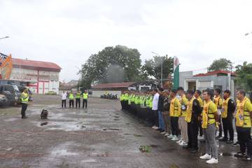 Polres Demak Amankan Pertandingan PSD Demak Lawan Persibat 