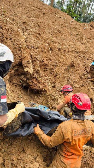 Dua Korban Longsor Pemalang Ditemukan Meninggal
