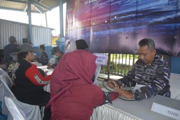 Hari Dharma Samudera, TNI AL Layani Warga Pati