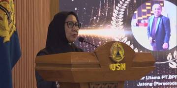 Pembekalan Wisuda, Lulusan Universitas Semarang Perlu Miliki Kompetensi